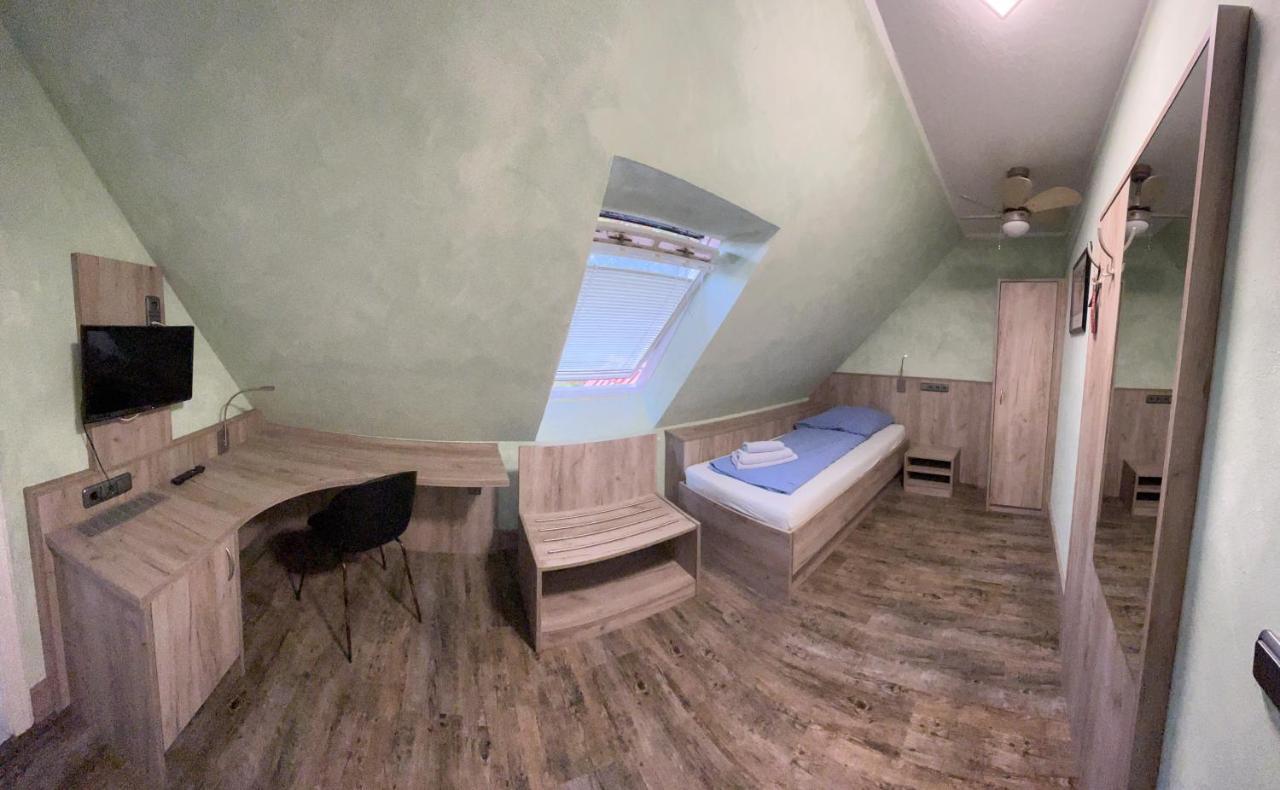 Hotel Mylord Зольтау Экстерьер фото